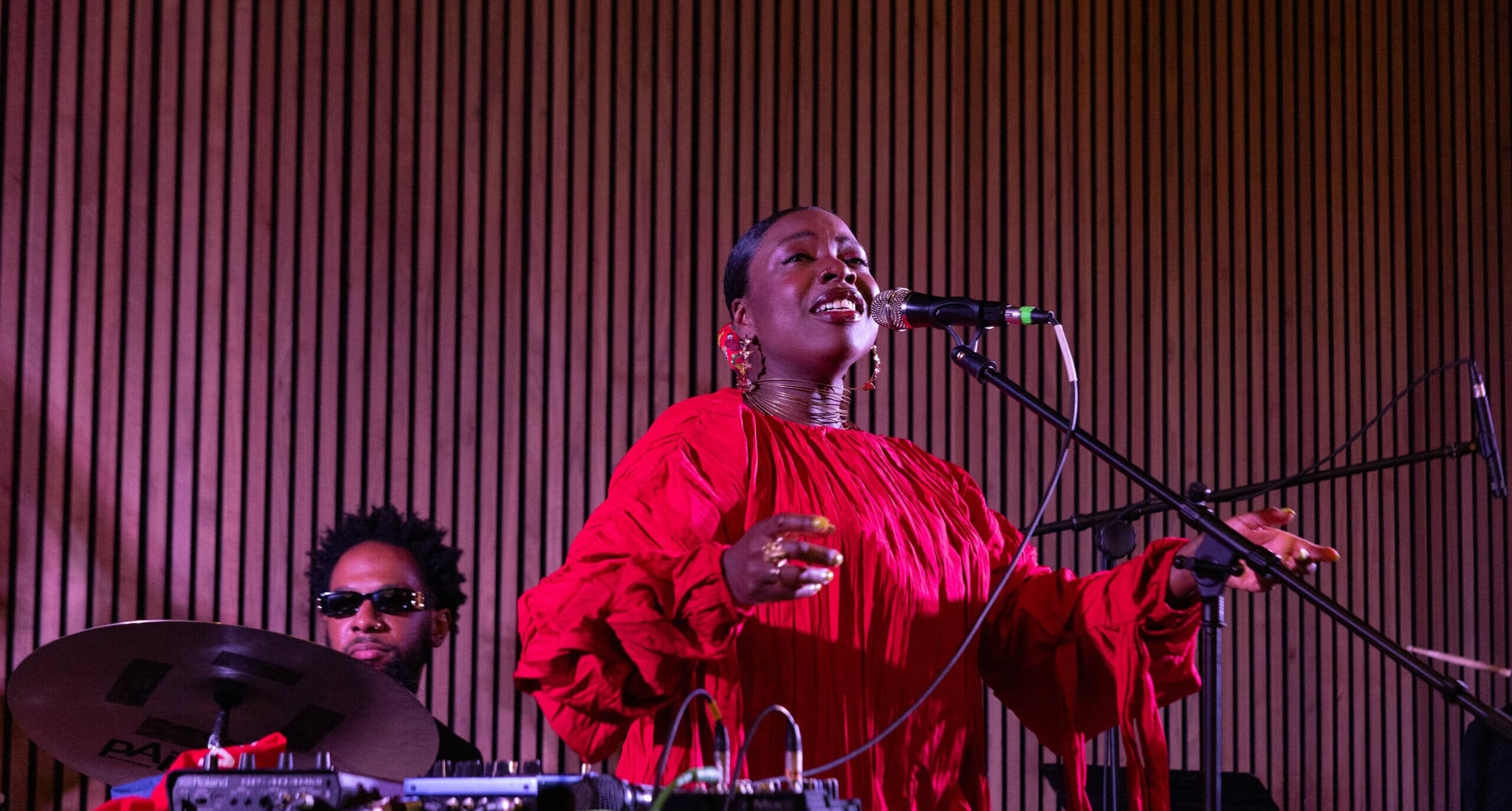 Melanie Charles performs a song at the 2024 BlackStar Luminary Gala.